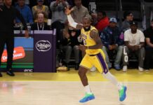 Συνεχίζει ή αποσύρεται ο ΛεΜπρον Τζέιμς;